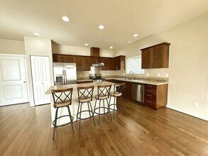 1752 42nd St NE in Auburn, WA - Building Photo - Building Photo