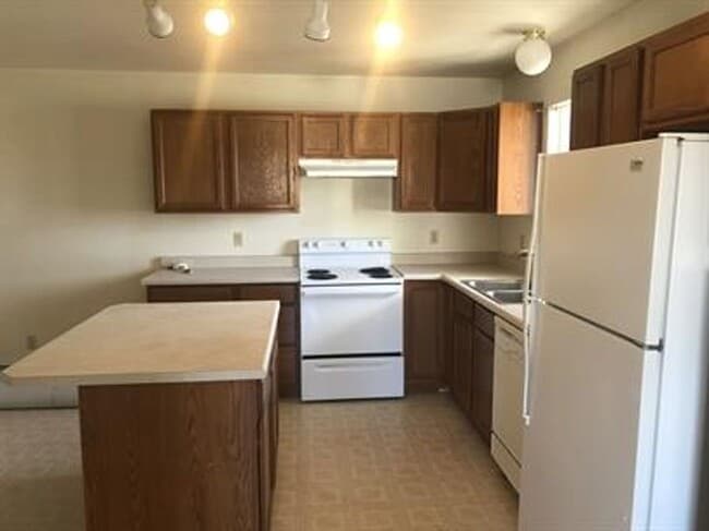 property at 94 N Grogan St