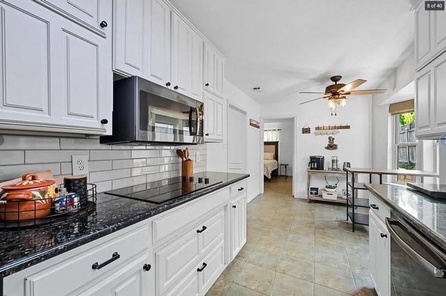 2707 Edinboro Dr in Arlington, TX - Building Photo - Building Photo