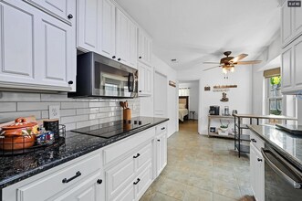 2707 Edinboro Dr in Arlington, TX - Foto de edificio - Building Photo