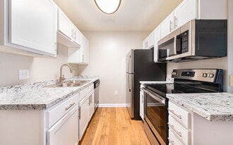 MAA Trinity in Raleigh, NC - Building Photo