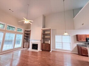 210 Morning Dove Ln in Suwanee, GA - Building Photo - Building Photo