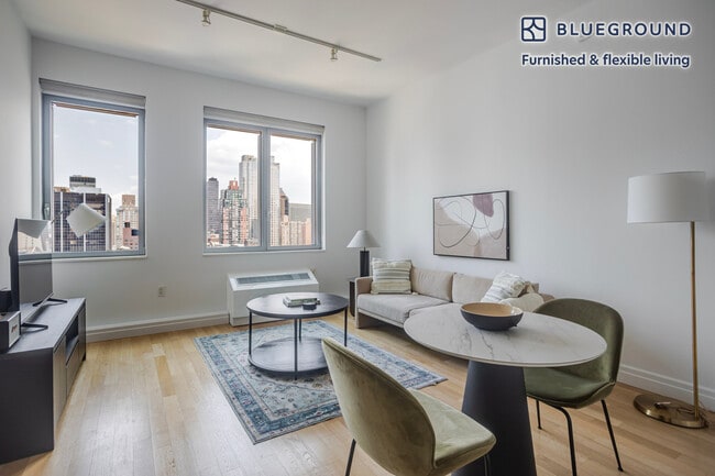 550 W 54th St, Unit SI FL24-ID2255