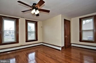153 2nd Ave in Royersford, PA - Foto de edificio - Building Photo