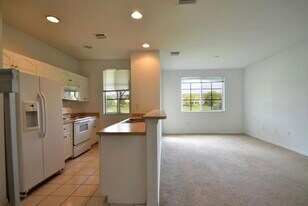 1956 SW 60th Ter in North Lauderdale, FL - Building Photo