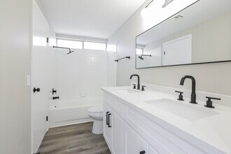 7231 Nordic Lights Dr in Las Vegas, NV - Building Photo - Building Photo