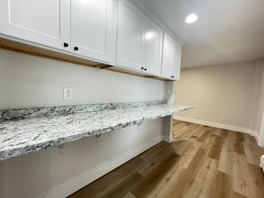 16 Avon St in Manchester, NH - Building Photo - Building Photo