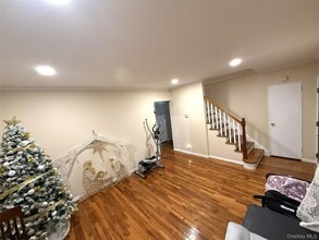 7 Clarissa Dr in Hicksville, NY - Building Photo - Building Photo