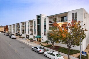 500 Jackson Pl in Glendale, CA - Building Photo