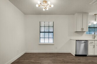 6572 Bass Ln in Milton, FL - Building Photo - Building Photo