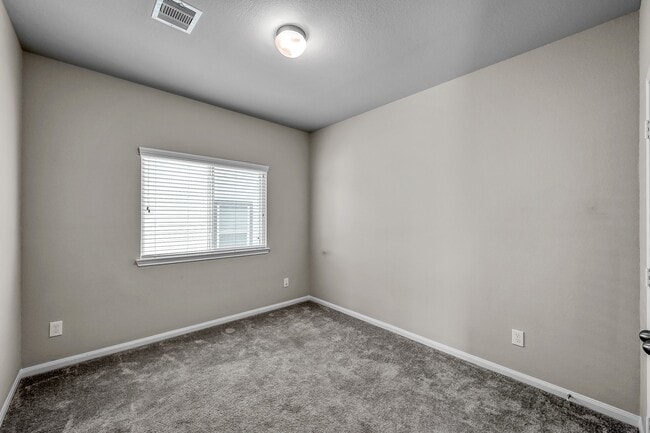 11107 Lulu Ln in Willis, TX - Building Photo - Building Photo