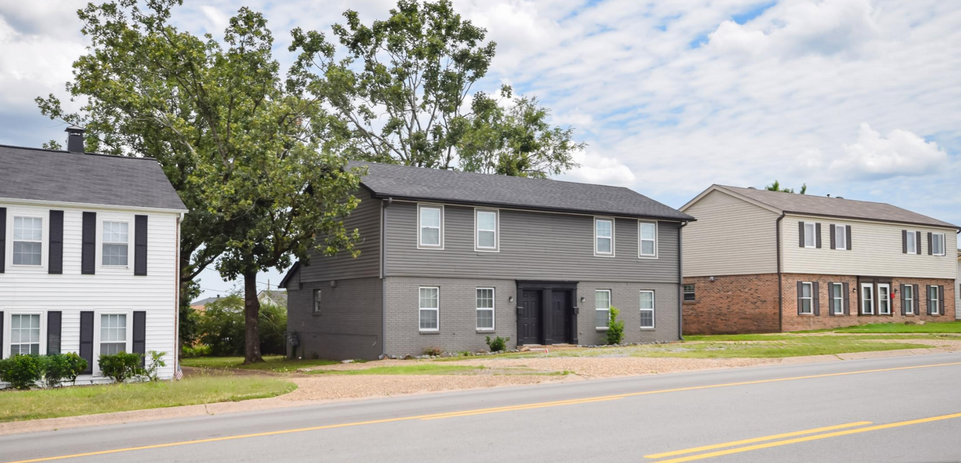 1401 N Shackleford Rd in Little Rock, AR - Building Photo