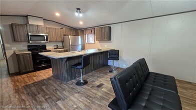 44 Crawford Dr in Lake Placid, FL - Foto de edificio - Building Photo