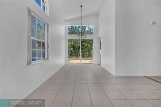 1396 NW 159th Ave in Pembroke Pines, FL - Building Photo - Building Photo