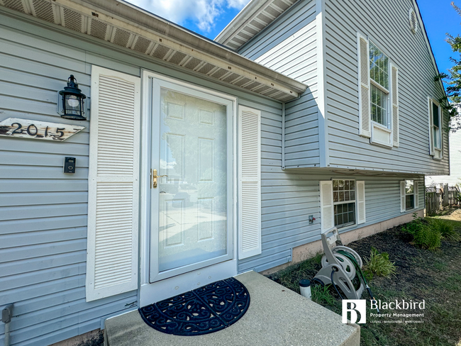 property at 2015 Mapleleaf Pl