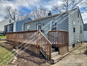 1733 W 11th St in Sioux Falls, SD - Building Photo - Building Photo