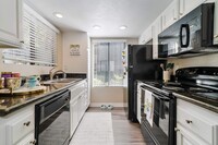 Mosaic Apartment Homes in Mission Viejo, CA - Building Photo - Building Photo