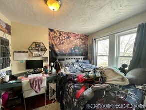 62 Brock St in Boston, MA - Foto de edificio - Building Photo