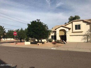 15251 N 45th Pl in Phoenix, AZ - Building Photo - Building Photo