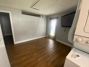 27103 Frampton Ave in Brooksville, FL - Building Photo - Building Photo