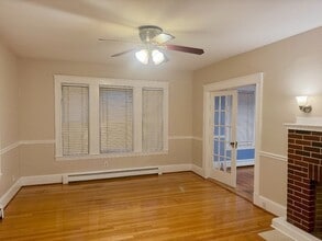 41 Cleveland Ave in Braintree, MA - Building Photo - Building Photo