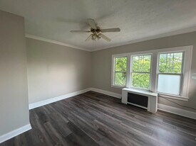 14174 Superior Rd in Cleveland Heights, OH - Building Photo