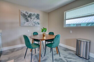 126 Mango St in Fort Myers Beach, FL - Building Photo - Building Photo