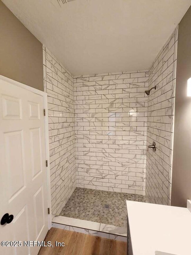 1921 Pearl Pl in Jacksonville, FL - Building Photo - Building Photo