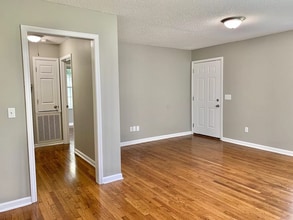 1302 Vogue Hill Rd in Clarksville, TN - Building Photo - Building Photo