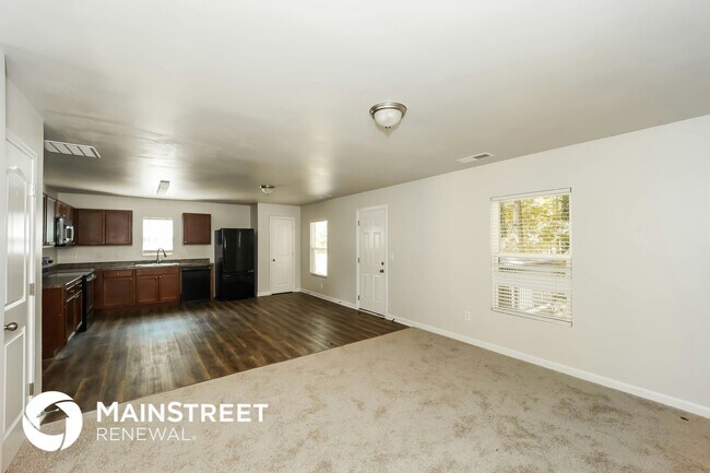 306 Blackfoot Trail in Villa Rica, GA - Building Photo - Building Photo