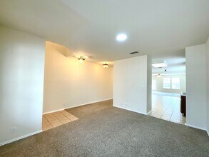 5303 Dannelly Field in San Antonio, TX - Building Photo - Building Photo