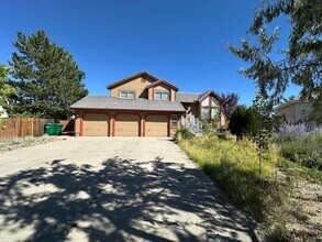 2860 Brittania Ct in Reno, NV - Building Photo - Building Photo