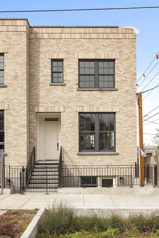 2965 NW Wilson St in Portland, OR - Building Photo - Building Photo