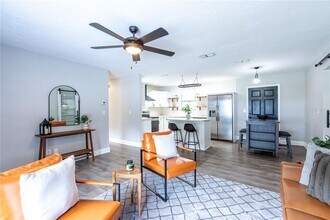 821 Parkwood Pl in Starke, FL - Building Photo - Building Photo