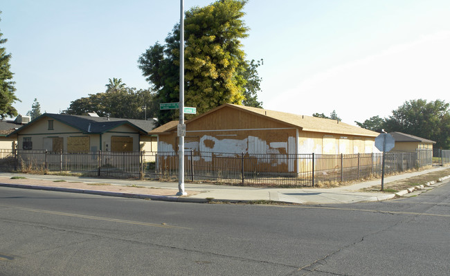 2193 Martin Luther King Jr. Blvd in Fresno, CA - Building Photo - Building Photo