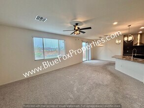 8896 E Pantano Bluff Dr in Tucson, AZ - Building Photo - Building Photo