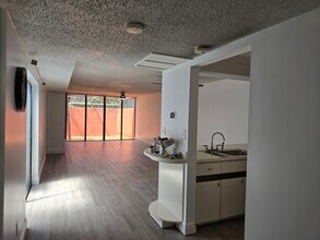 10343 Greenhouse Rd in Pembroke Pines, FL - Building Photo - Building Photo