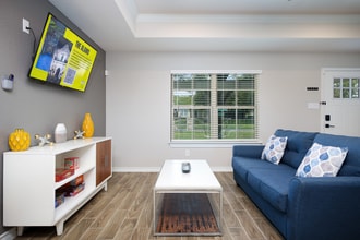 350 Rasa Dr in San Antonio, TX - Building Photo - Building Photo