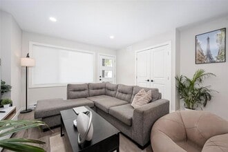 54 Lennox Ave in Winnipeg, MB - Building Photo - Building Photo