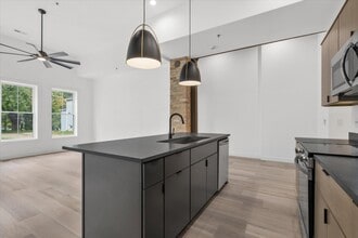 308 Oak St in Slinger, WI - Building Photo - Building Photo