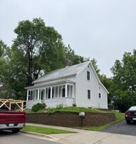 923 7th St S in Stillwater, MN - Building Photo