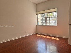 840 Cypress Park Way in Pompano Beach, FL - Building Photo - Building Photo
