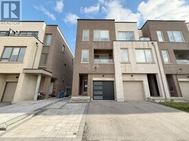 172 Squire Cres in Oakville, ON - Building Photo