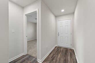 630 Whispering Creek Ave in Freeport, FL - Building Photo - Building Photo