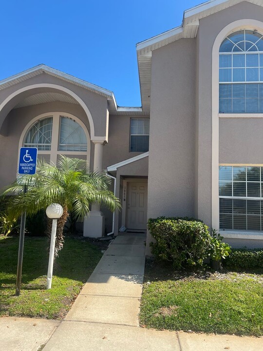 1661 Windsor Oak Ct in Kissimmee, FL - Building Photo