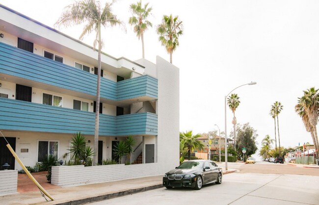 property at 415 Gravilla St