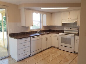 3443 Elkridge Dr in Holiday, FL - Building Photo - Building Photo