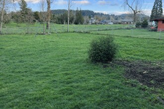 2965 Ferry St in Eugene, OR - Building Photo - Building Photo