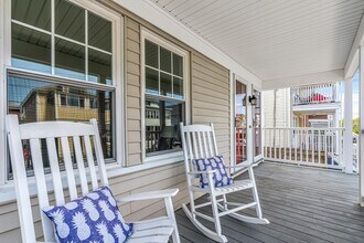 44-46 Woods Ave in Somerville, MA - Building Photo - Building Photo