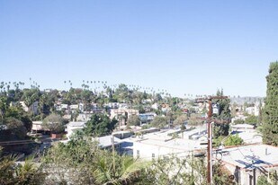 1513 Murray Dr in Los Angeles, CA - Building Photo